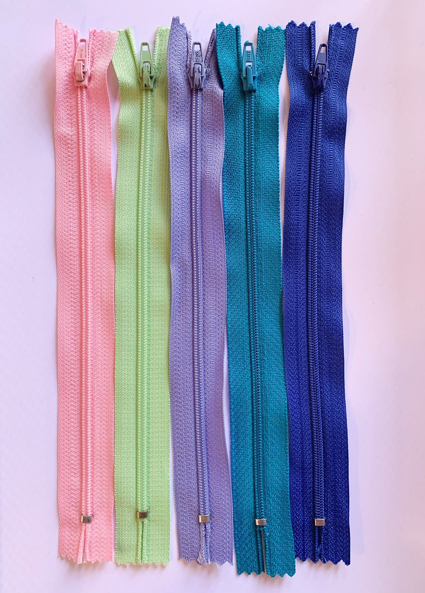 Set Cernierine Colori Assortiti Cm 20