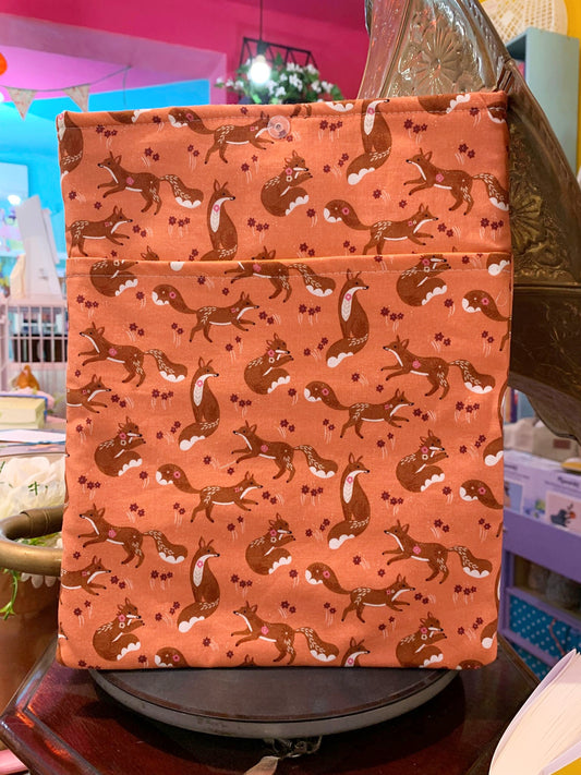 Book Cover Taglia L Wild Folk Adorable Foxes